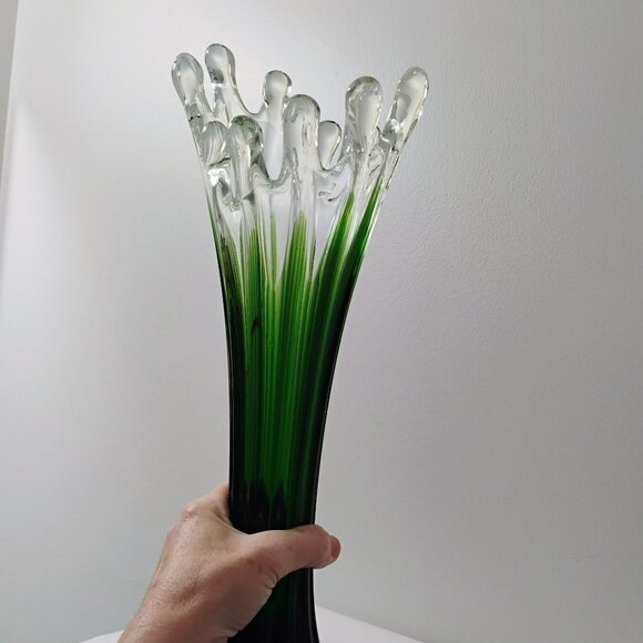 Mid Century Modern Green Art Glass Vase Vintage Stretch Swung Murano Style 17" - Picture 16 of 16